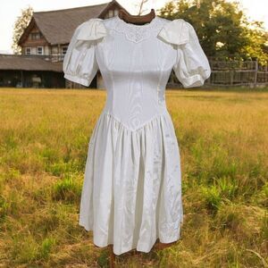 Gunne Sax Vintage 70s White Prairie Cottagecore Dress Size XS COTTAGECORE